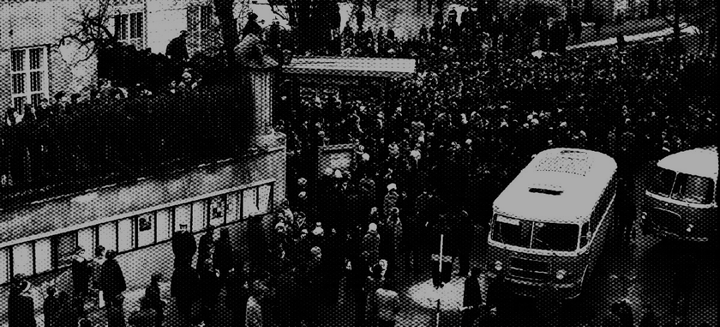 Mit niepokornej walki z totalitaryzmem. Po co III Rzeczpospolitej Marzec 68?